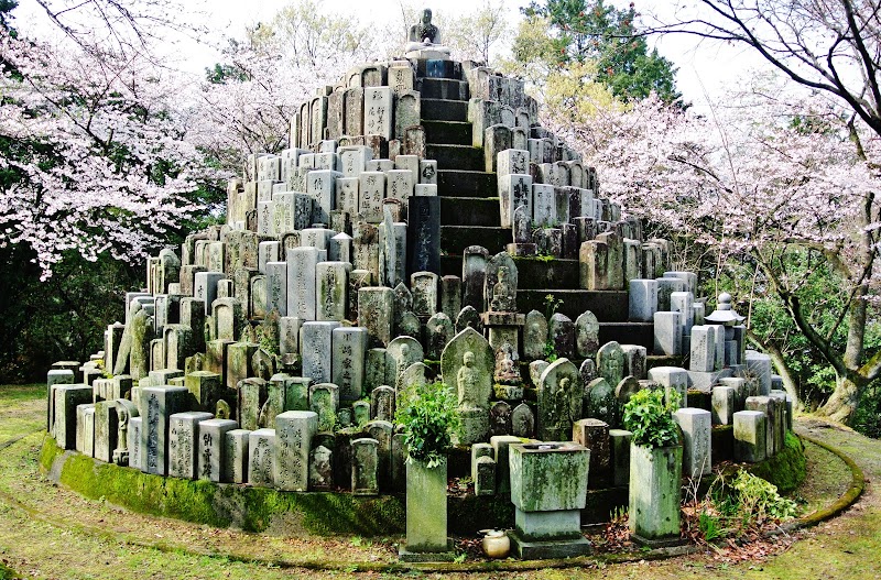 桃山墓園
