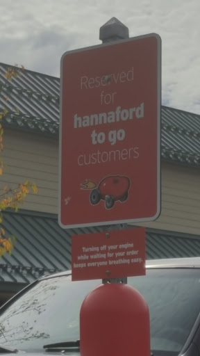 Grocery Store «Hannaford Supermarket», reviews and photos, 7 Hannaford Dr, Westbrook, ME 04092, USA