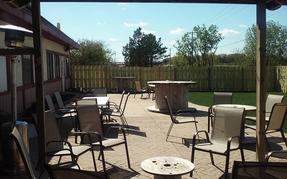 Yetti’s Bar & Grill 53534