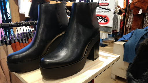 Stores to buy women's ankle boots heels Mexico City