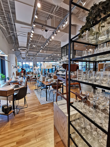 Furniture Store «west elm», reviews and photos, 11701 Lake Victoria Gardens Ave #4104, Palm Beach Gardens, FL 33410, USA