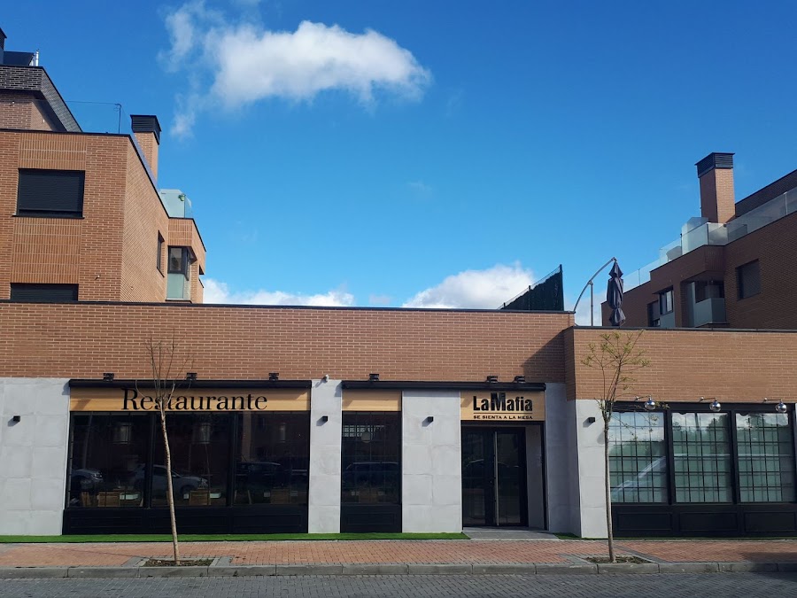 La Mafia se sienta a la mesa