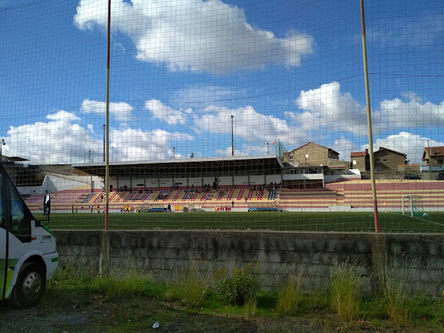 Avaliações doEstádio 1º de Dezembro - União Desportiva Sousense em Gondomar - Campo de futebol