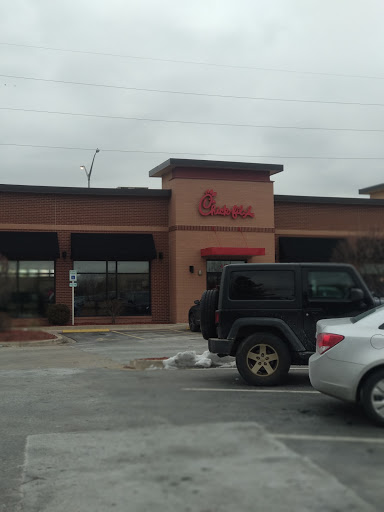 Fast Food Restaurant «Chick-fil-A», reviews and photos, 4435 Fox Valley Center Dr, Aurora, IL 60504, USA