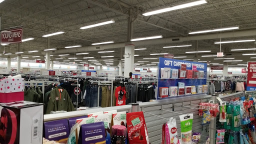 Clothing Store «Burlington Coat Factory», reviews and photos, 4500 S Damen Ave, Chicago, IL 60609, USA