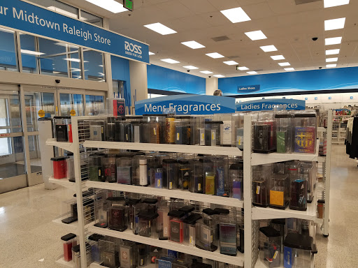 Clothing Store «Ross Dress for Less», reviews and photos, 3024 Wake Forest Rd, Raleigh, NC 27609, USA