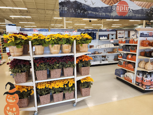 Fabric Store «Jo-Ann Fabrics and Crafts», reviews and photos, 965 North Point Dr, Alpharetta, GA 30022, USA