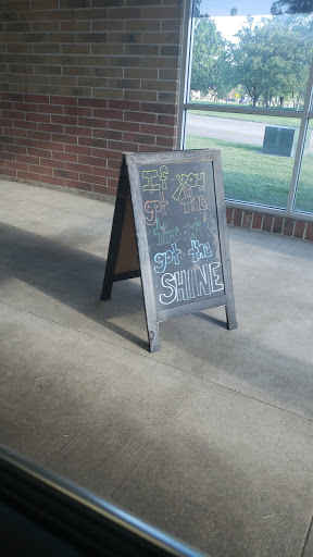 Car Wash «Flying Ace Express Car Wash», reviews and photos, 7175 Far Hills Ave, Dayton, OH 45459, USA