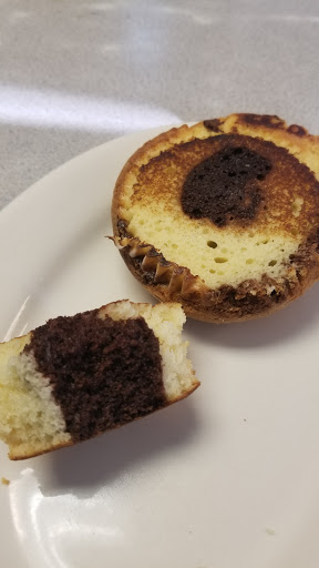 Donut Shop «Kingsbridge Donut Shop», reviews and photos, 249 W 231st St, Bronx, NY 10463, USA