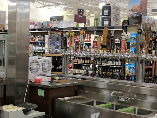 Liquor Store «Liquor Barn», reviews and photos, 2625 Scottsville Rd, Bowling Green, KY 42104, USA