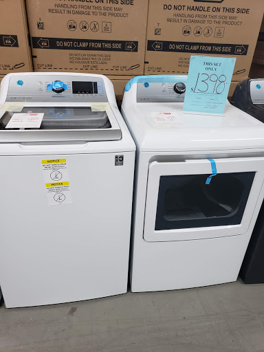 Appliance Store «Appliance Outlet Center», reviews and photos, 7073 Shady Oak Rd, Eden Prairie, MN 55344, USA
