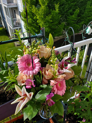 Florist «Buds & Blooms At South Hill», reviews and photos, 3924 S Meridian, Puyallup, WA 98373, USA