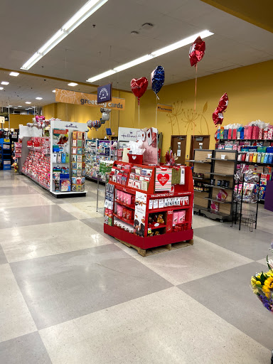 Grocery Store «Kroger», reviews and photos, 350 E Broad St, Pataskala, OH 43062, USA