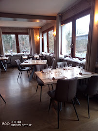 Atmosphère du Restaurant Les Rives du Doubs à Dampjoux - n°10