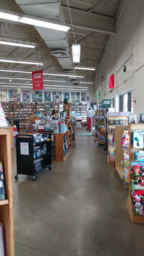 Book Store «Half Price Books», reviews and photos, 366 W Army Trail Rd, Bloomingdale, IL 60108, USA