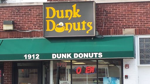 Dunk Donuts, 1912 Lake St, Melrose Park, IL 60160, USA, 