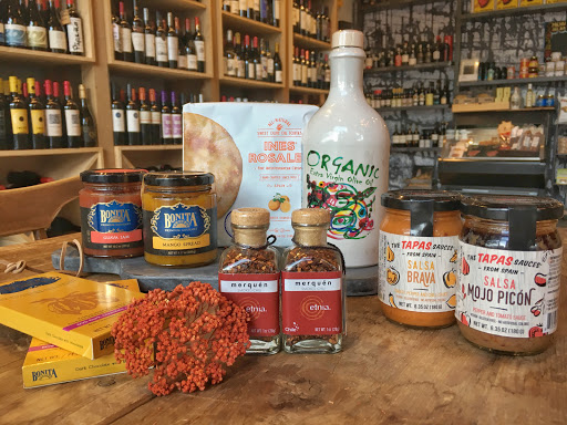 Liquor Store «Grand Cata, Latin Wine Shop», reviews and photos, 1550 7th St NW, Washington, DC 20001, USA