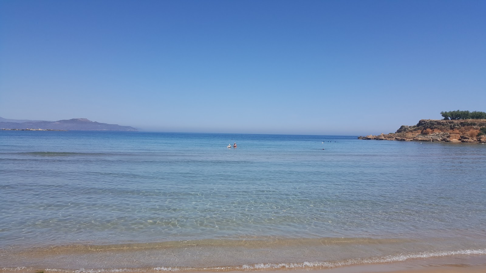 SunSet Beach'in fotoğrafı - rahatlamayı sevenler arasında popüler bir yer