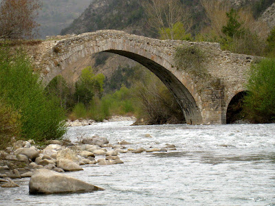 Pont du Moulin à Thorame-Haute