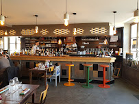 Atmosphère du Restaurant La Tavola à Chailly-en-Bière - n°5
