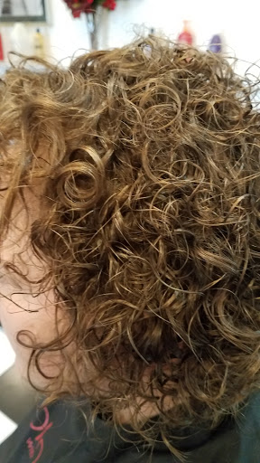 Beauty Salon «New Yorker Styling Salon», reviews and photos, 8813 Bridgeport Way SW # 305, Lakewood, WA 98499, USA