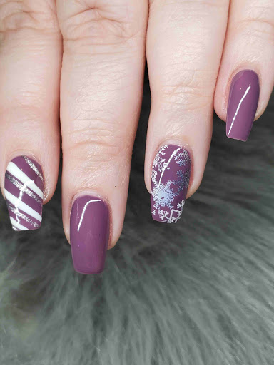 Beauty Salon «Simply Irresistible Nail & Hair Salon», reviews and photos, 231 E Rich Ave, DeLand, FL 32724, USA