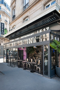 Extérieur du Restaurant LE 17 Hotel Cafe à Paris - n°14