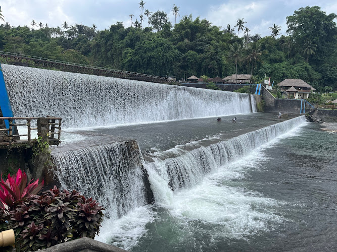 Tirai Air Terjun Tukad Unda