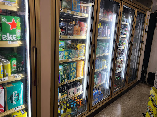 Liquor Store «Greenway Liquors», reviews and photos, 105 W Grant St, Minneapolis, MN 55403, USA