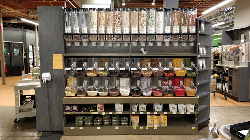 Grocery Store «Clifton Market», reviews and photos, 319 Ludlow Ave, Cincinnati, OH 45220, USA