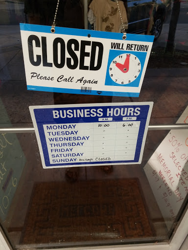 Clothing Store «Lions Closet Thrift Store», reviews and photos, 653 Railroad Ave, Pittsburg, CA 94565, USA