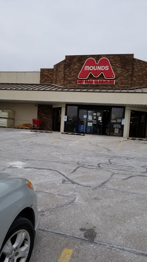 Pet Supply Store «Mounds Pet Food Warehouse», reviews and photos, 2110 S Stoughton Rd, Madison, WI 53716, USA