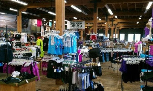 Sporting Goods Store «Sports Basement Bryant St.», reviews and photos, 1590 Bryant St, San Francisco, CA 94103, USA