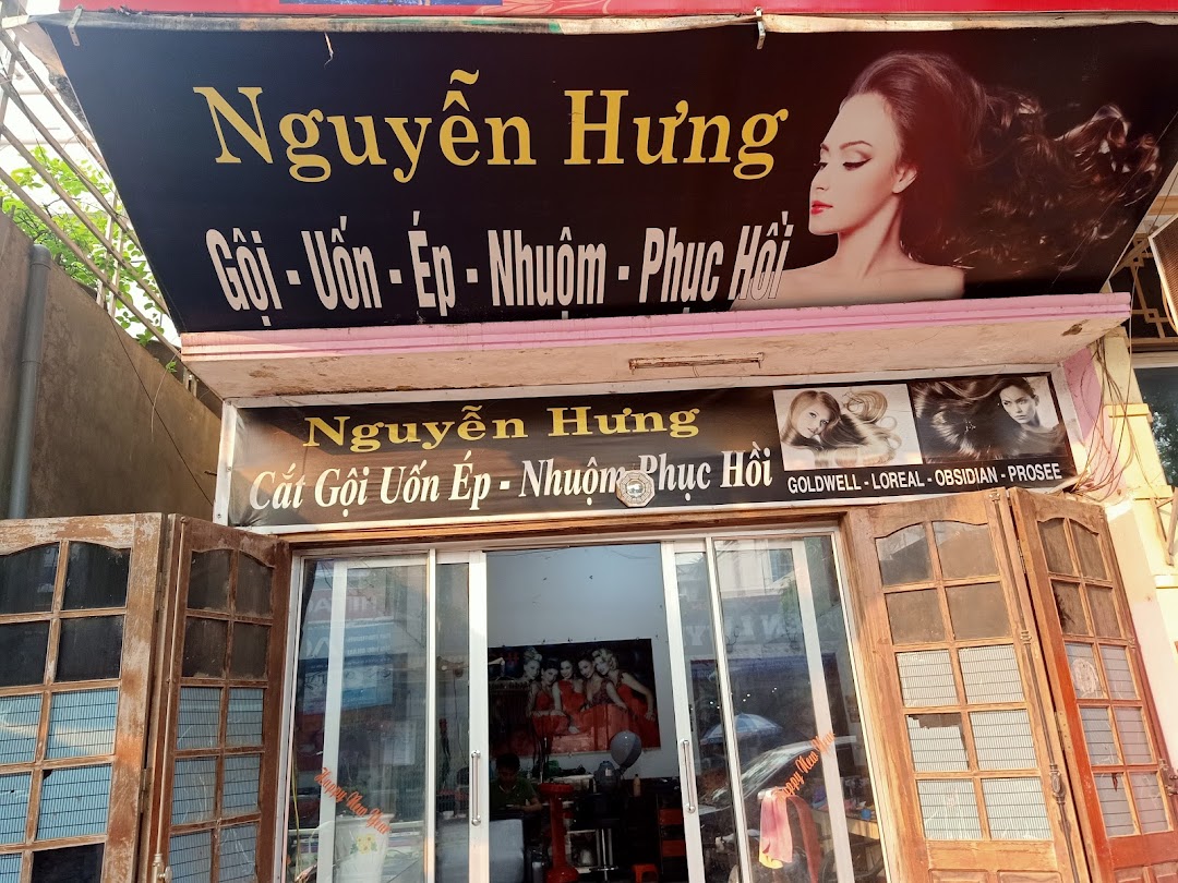 Salon Tóc - Nguyễn Hưng Tạo Mẫu Tóc Chuyên Nghiệp