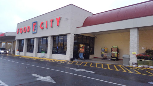 Supermarket «Food City», reviews and photos, 159 Pittston Rd, Lebanon, VA 24266, USA