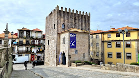 Porto Tourism Office - Sé