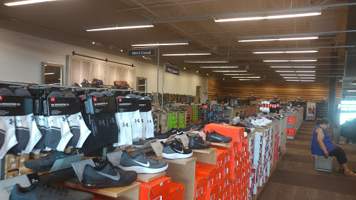 Shoe Store «DSW Designer Shoe Warehouse», reviews and photos, 12080 Jefferson Ave #400, Newport News, VA 23606, USA