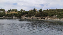 Foto von Lefka beach mit kleine bucht