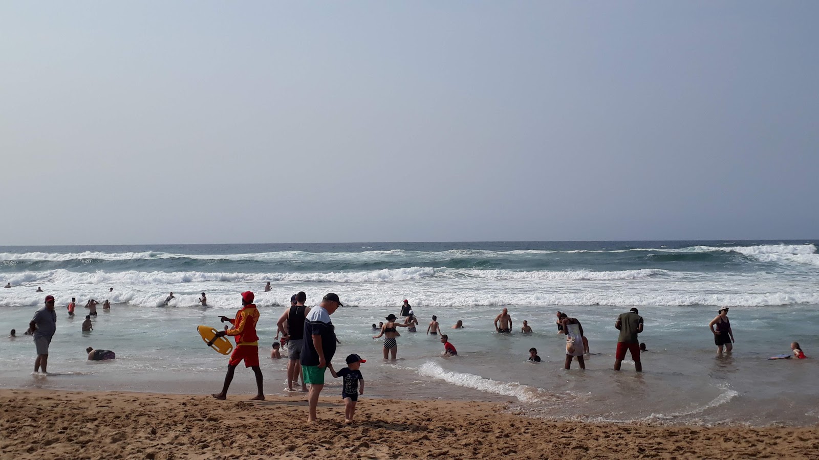 Photo of Amanzimtoti beach with partly clean level of cleanliness