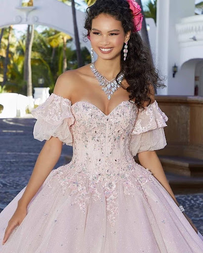 Bridal Shop «Eleganza Bridal», reviews and photos, 1014 E Charleston Blvd #100, Las Vegas, NV 89104, USA