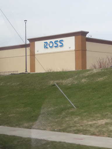 Clothing Store «Ross Dress for Less», reviews and photos, 2500 Gwynns Falls Pkwy, Baltimore, MD 21216, USA