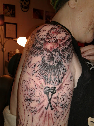 Tattoo Shop «Sacred Ink Tattoo», reviews and photos, 2707 E Court St, Flint, MI 48503, USA