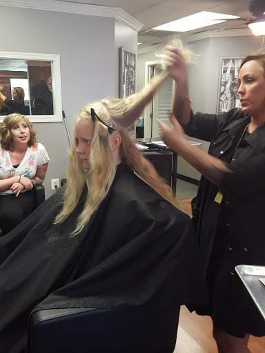 Beauty Salon «Tanglez Hair & Tan Studio», reviews and photos, 11528 Ridge Rd, King George, VA 22485, USA
