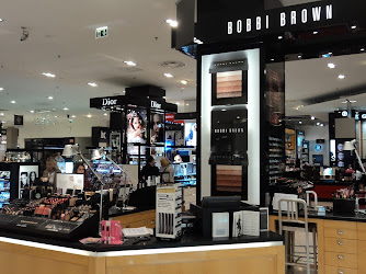 Bobbi Brown