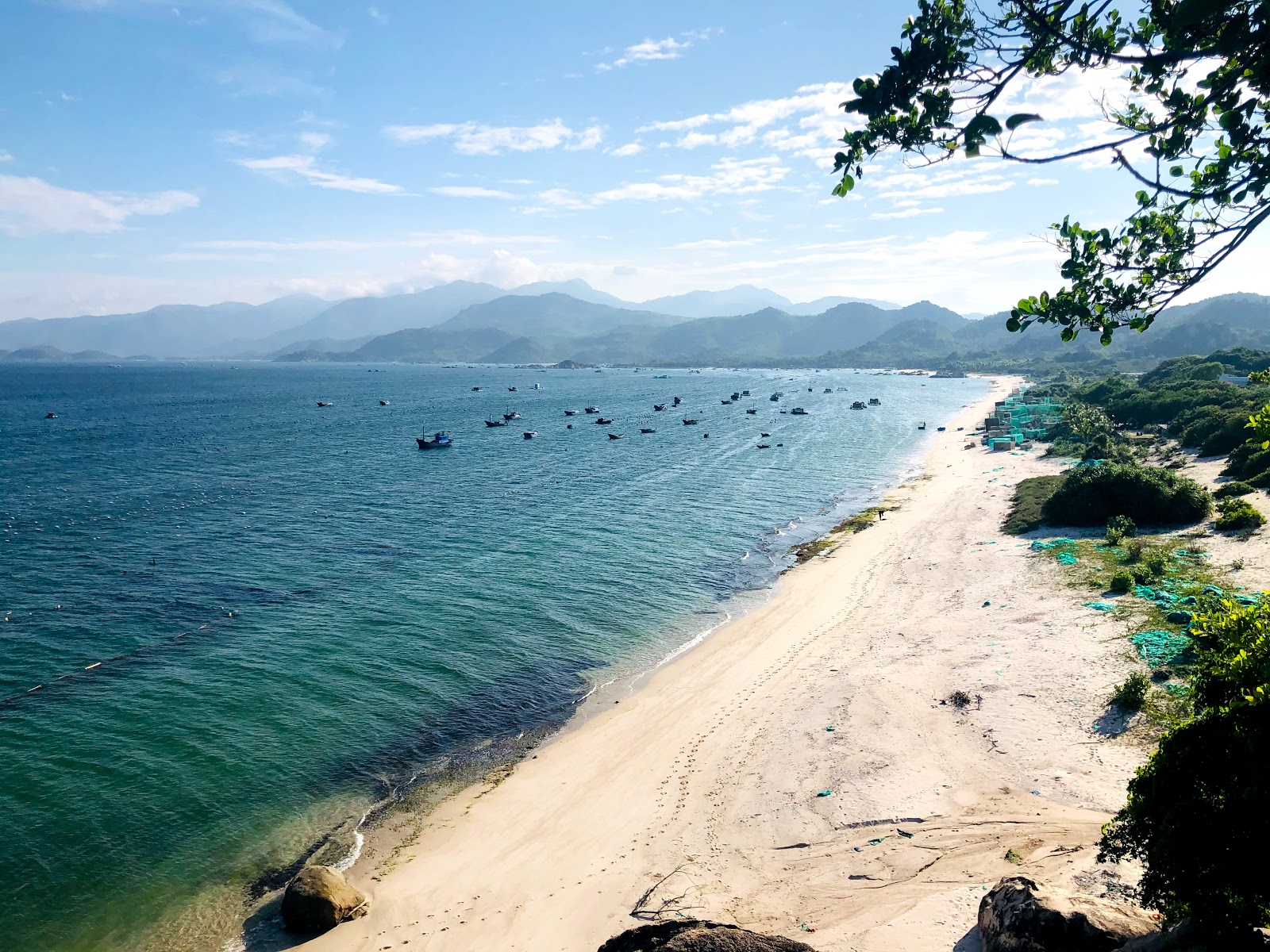 Fotografija Dua Beach z dolga ravna obala