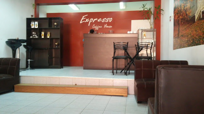 Comentarios y opiniones de Expresso - Coffee House