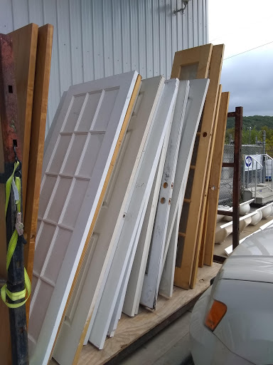 Home Goods Store «Hoods Discount Home Center», reviews and photos, 4401 MO-30, House Springs, MO 63051, USA