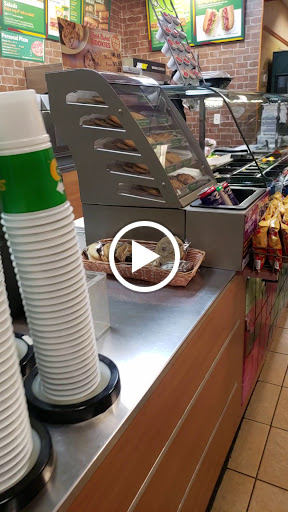 Produce Market «Valli Produce», reviews and photos, 850 Roselle Rd, Hoffman Estates, IL 60169, USA