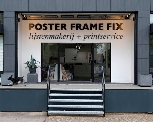 Poster Frame Fix
