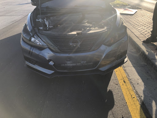 Auto Body Shop «Gerber Collision & Glass», reviews and photos, 10491 Corkscrew Commons Dr, Estero, FL 33928, USA